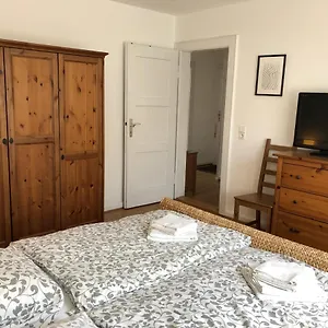 Apartment Ferienwohnung Im Schönen Neuenheim 