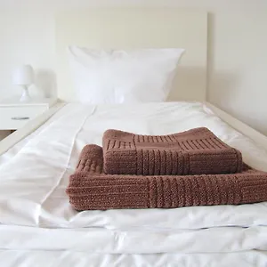 https://apartment-potsdamer-platz-brandenburg-gate.find-berlin-hotels.com
