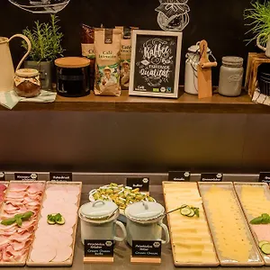 https://motel-one-lubeck.hamburg-hotels-de.com